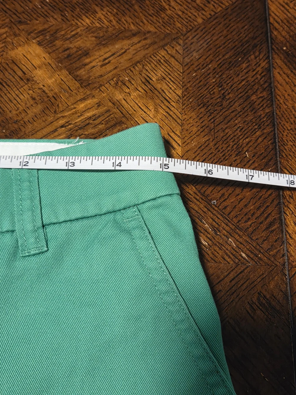 ​J. Crew Re-Imagined Green Chino Shorts 4 Cotton Casual Summer Preppy Minimalist